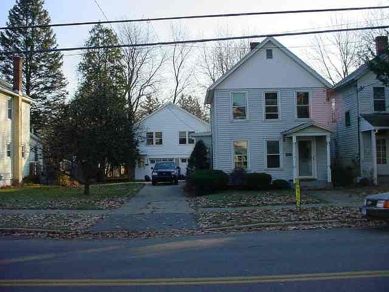 3rd image of 178 EAST Avenue