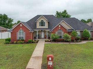 1401 Berkshire Pl, Shawnee, OK 74804