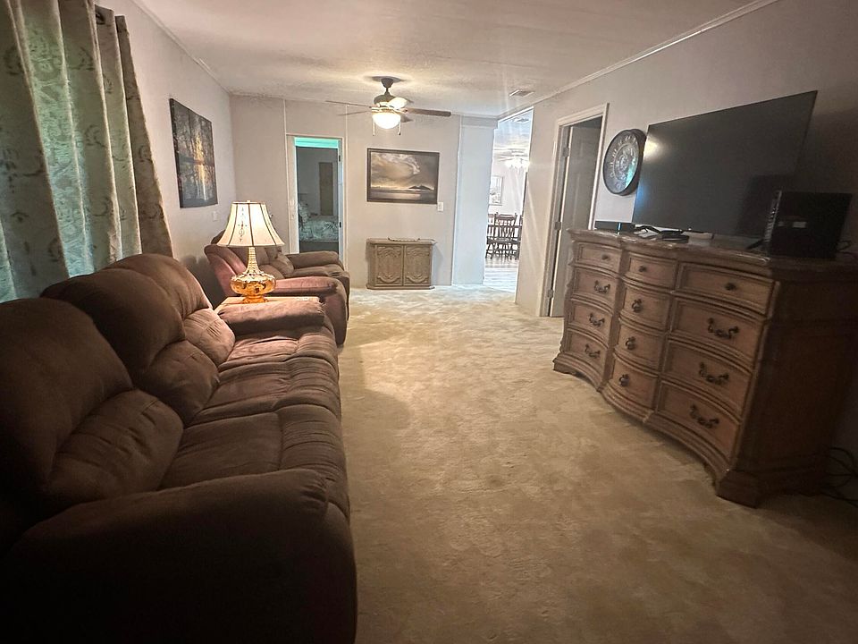 1st image of 8093 SE Saratoga Drive