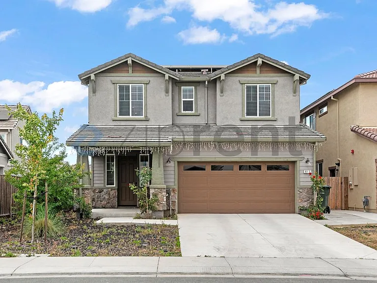 813 Stickney Way — Photo 1