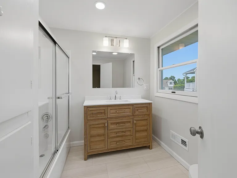 5 Lilac Ln — Photo 17