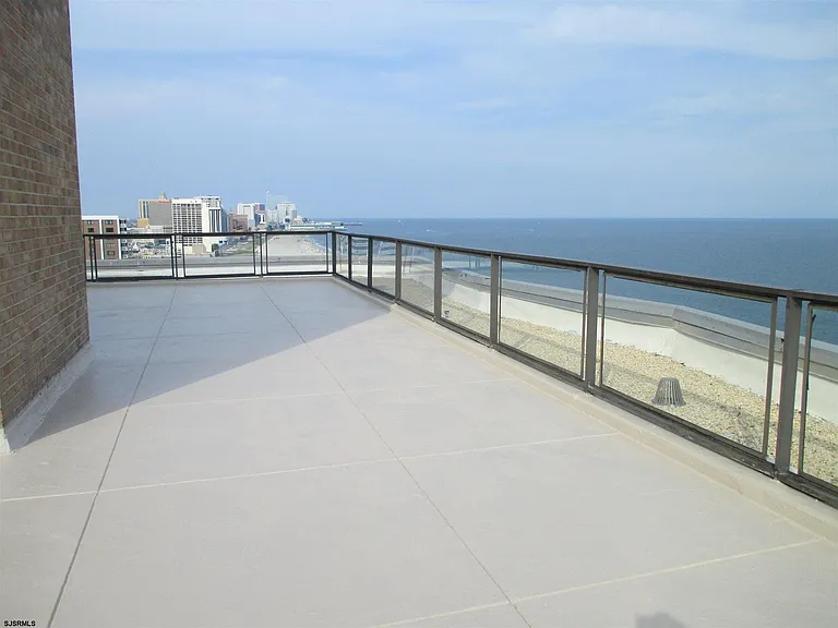 4800 Boardwalk #1902 — Photo 20