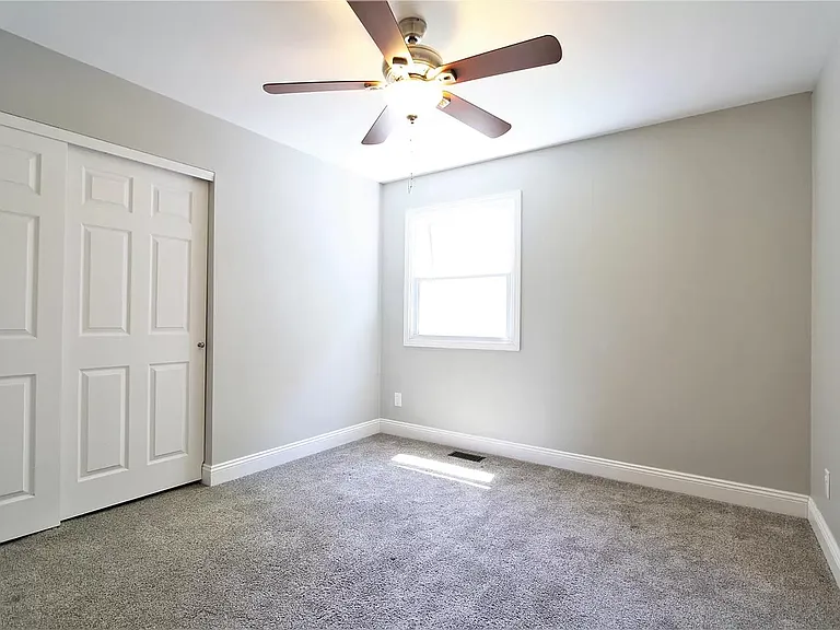 1929 Squires Way Ct — Photo 31