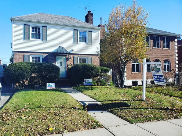 7535 185th St, Fresh Meadows, NY 11366
