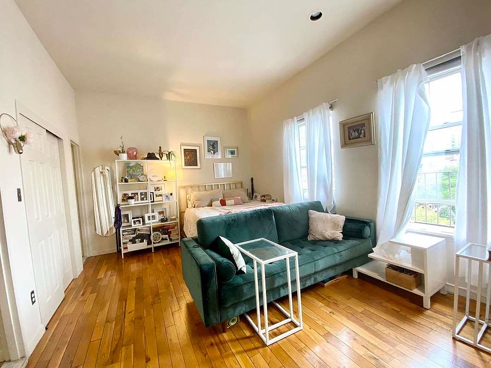1st image of 59 W 76th St APT 6C