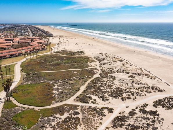 2 beds, 2 baths, 1,368 sqft house for sale in Oxnard, CA photo 47