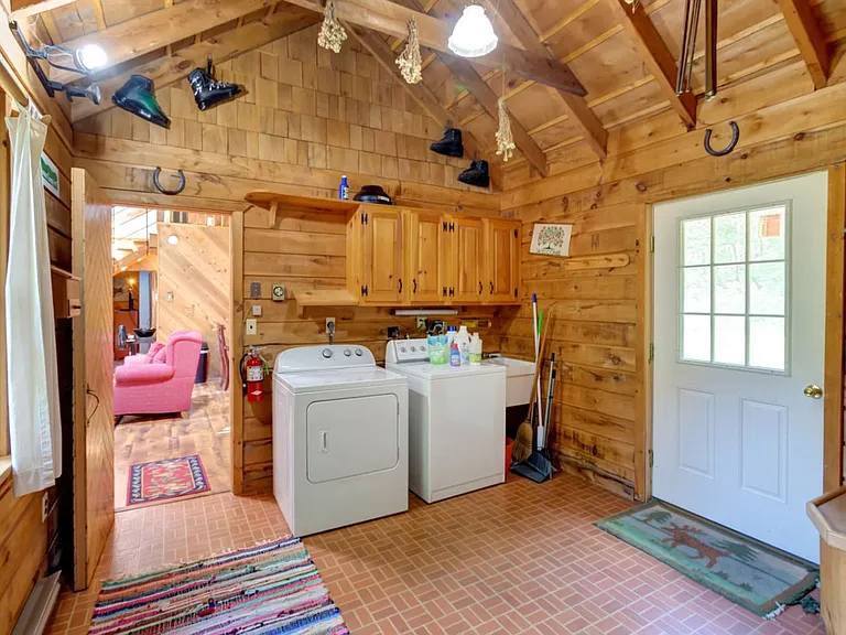 Laundry Room Cabinet