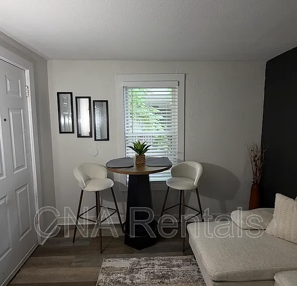 539 Paines Ave NW #1 — Photo 3