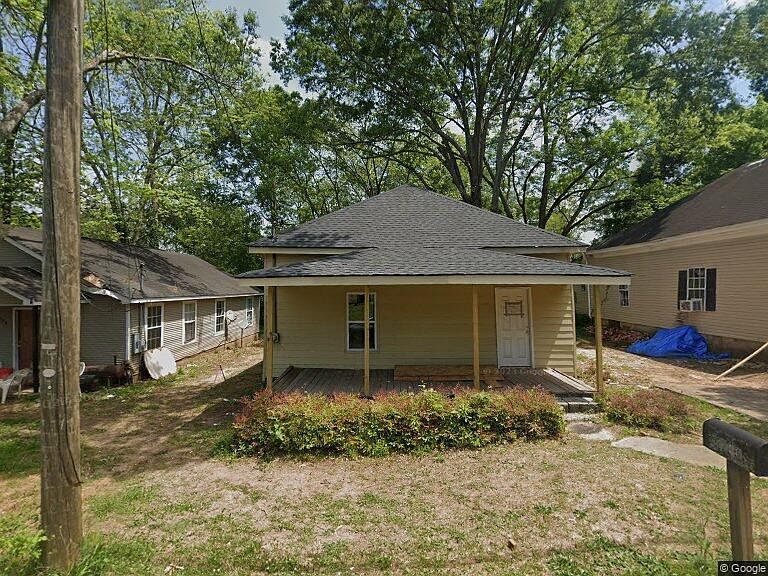 1st image of 546 N 8th St