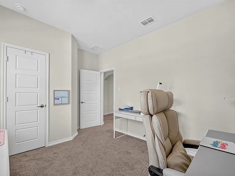 10121 High Grade Dr — Photo 14