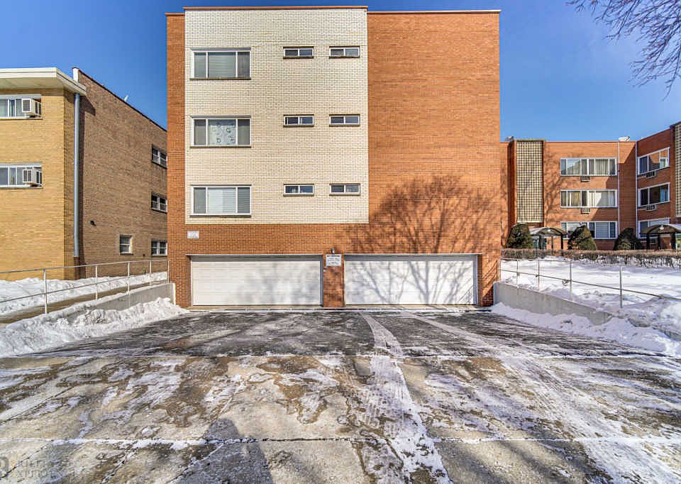 1st image of 4636 Washington St #3B