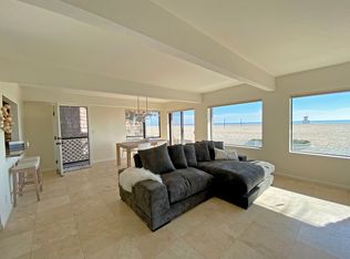 1624 W Oceanfront APT A, Newport Beach, CA 92663
