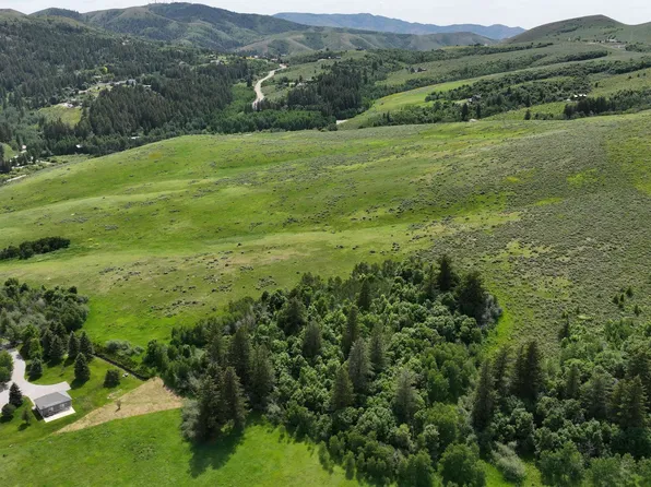 W Buckskin Rd, Pocatello, ID 83201