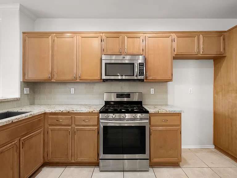 10960 Ivy Hill Dr #7 — Photo 5