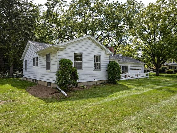 3rd image of 205 W McKay St