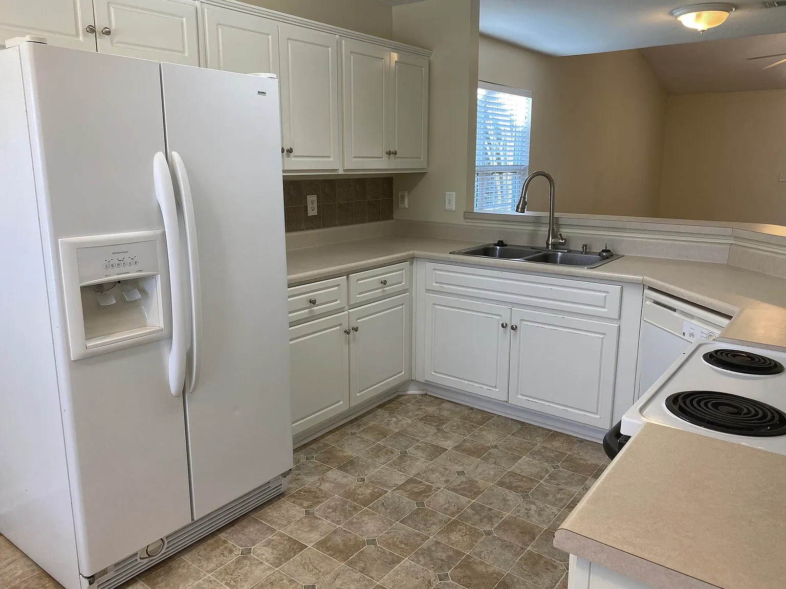 2 bed, 2.0 bath, 1092 sqft, $1,375 — Photo 3