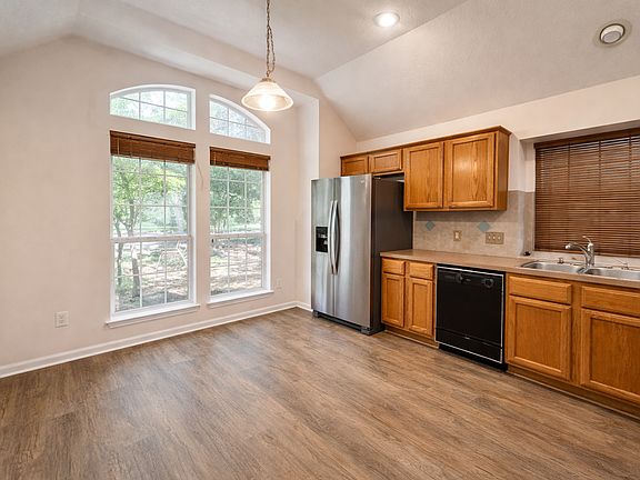 4th image of 4513 Whispering Valley Dr