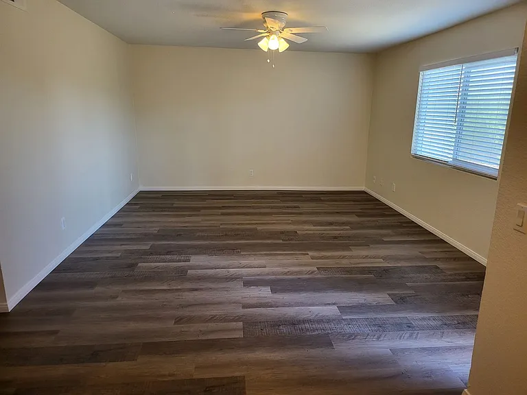 526 Calle Montecito #139 — Photo 4