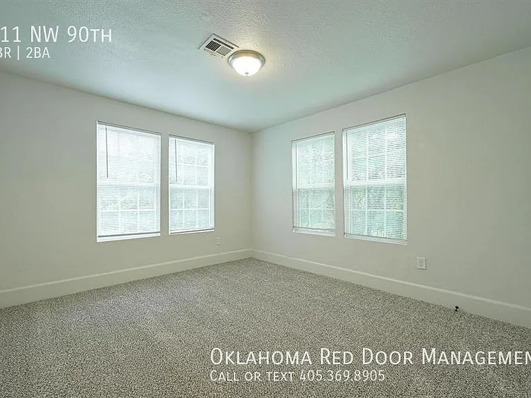 411 NW 90th St — Photo 25