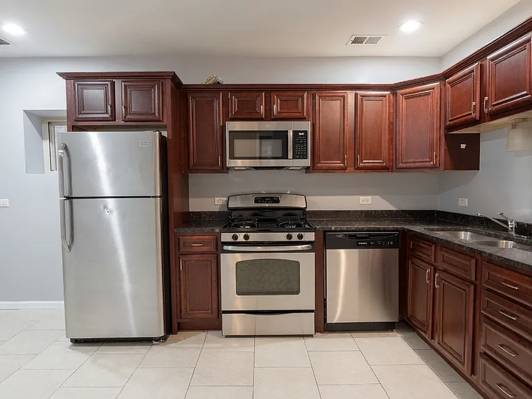 3727 N Ashland Ave #1 — Photo 2