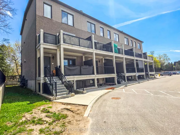 360 Queen St E #4B, Centre Wellington, ON N1M 1T4