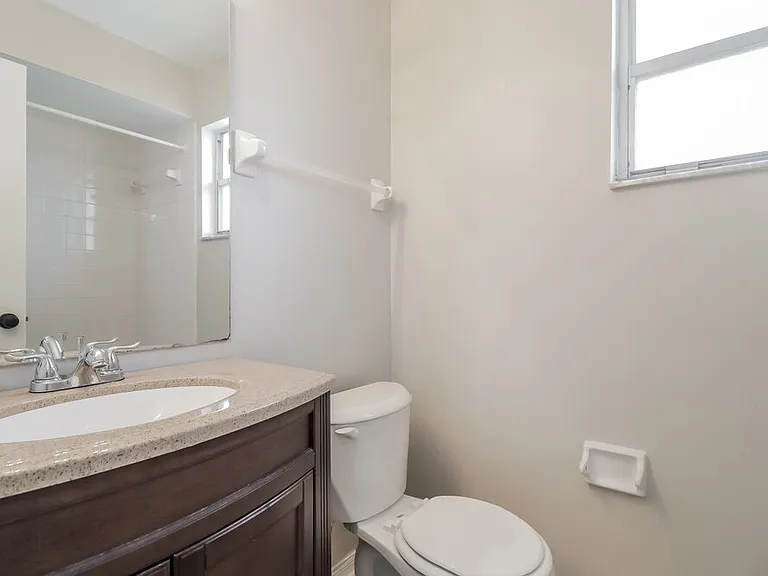 11904 Atlin Dr — Photo 16