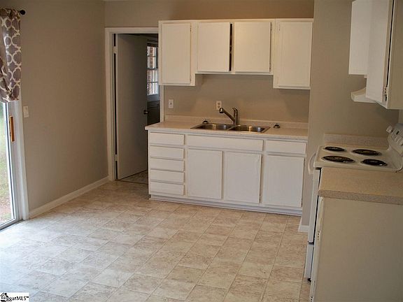 2nd image of 104 Martindale Dr