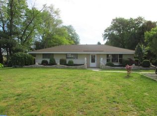 538 Chews Landing Rd, Sicklerville, NJ 08081