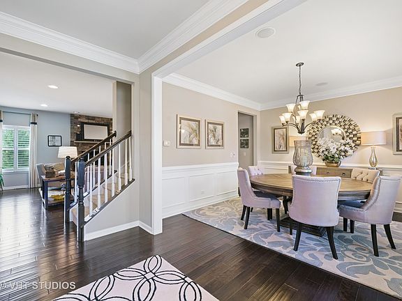 5th image of 27102 Thornwood Blvd