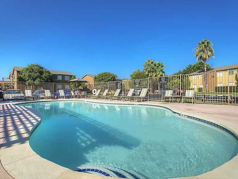 Chateau Avalon of Austin — Photo 9
