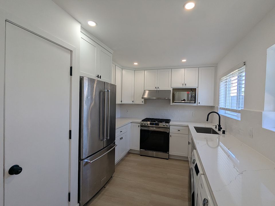 1st image of 10262 Terry Way APT 1