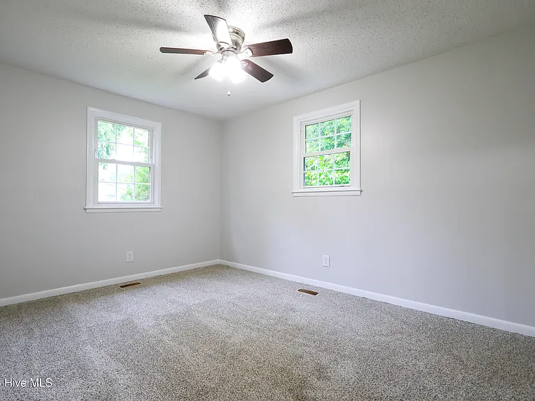 602 Seminole Trl — Photo 11