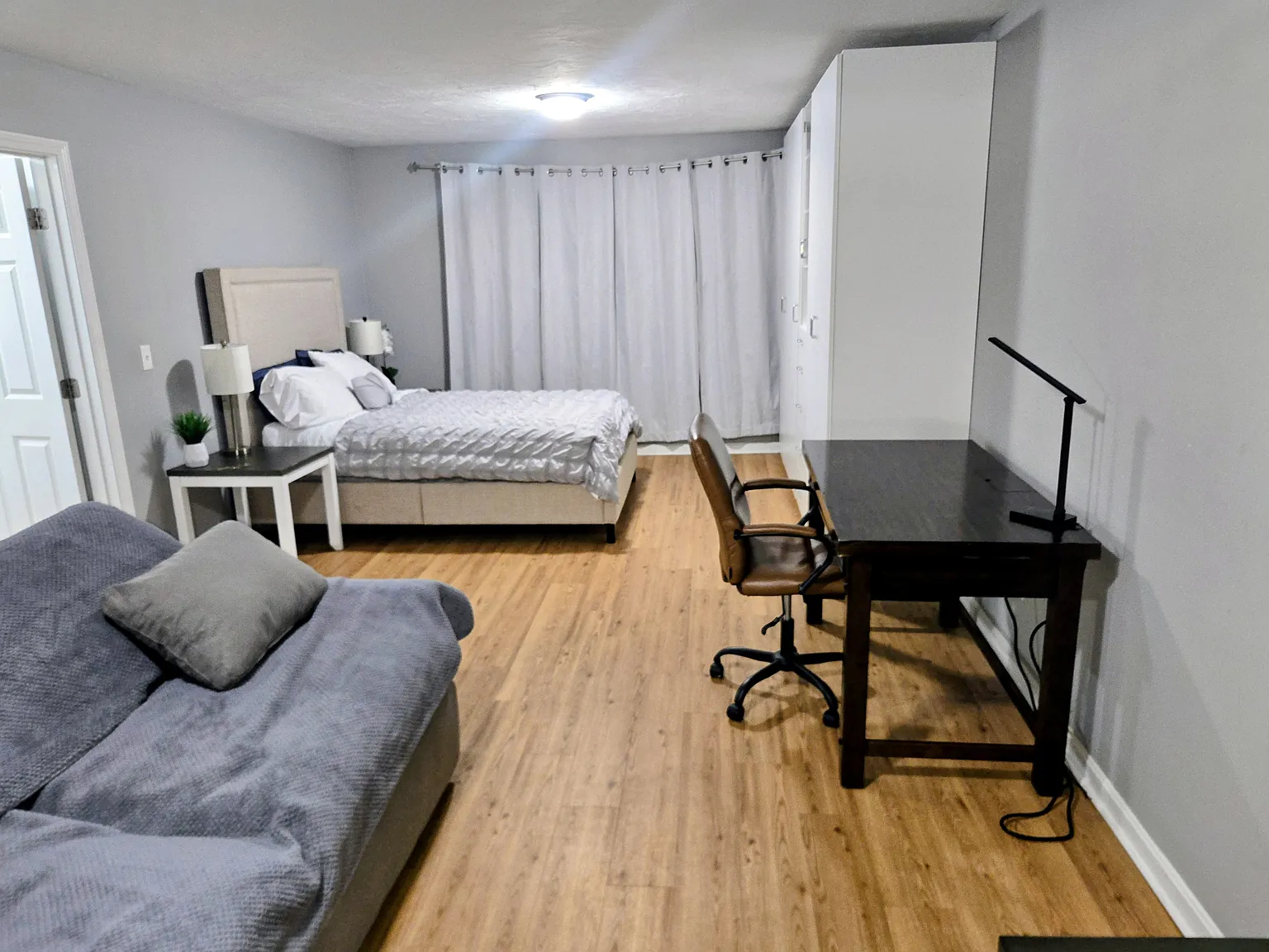 1 bed, 650 sqft, $1,850 — Photo 3