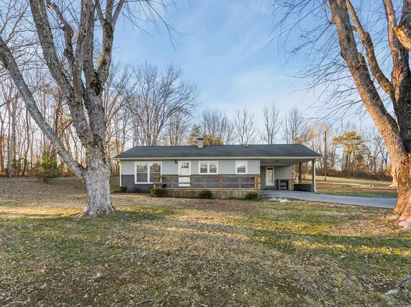 10440 McMinnville Hwy, Quebeck, TN 38579