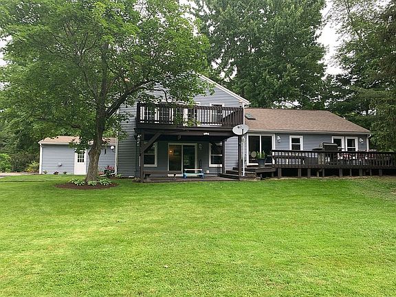 4th image of 7893 Woodsway Ln
