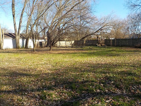 5th image of 1817 River Terrace Dr