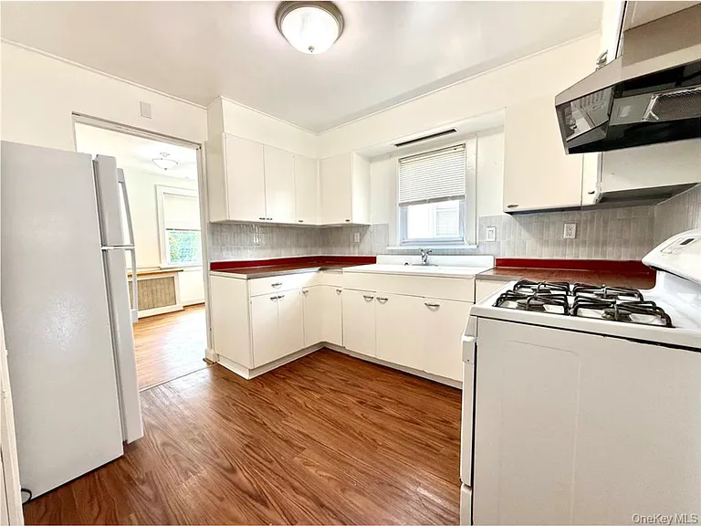Cute kitchen with adjoining dining nook