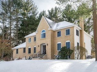 7 Seten Cir, Andover, MA 01810