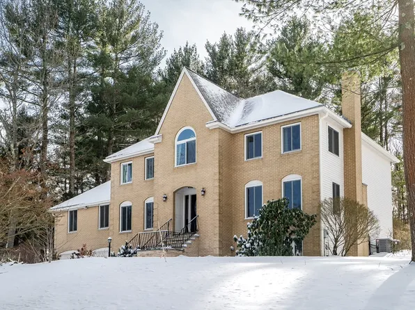 7 Seten Cir, Andover, MA 01810