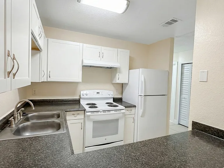 2013 Mary St #TOWNHOUSE — Photo 21