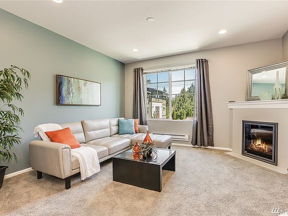 4th image of 13304 46th Ave SE Unit 3