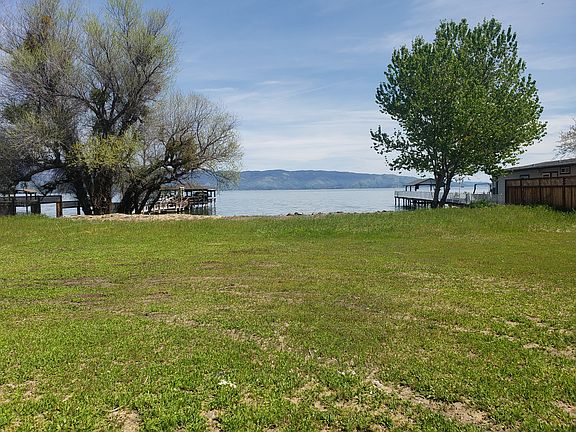 3rd image of 2832 Lakeshore Blvd