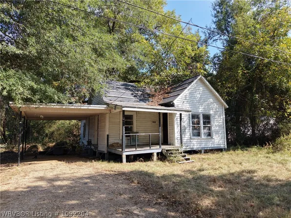 512 Clyde St, Fordyce, AR 71742