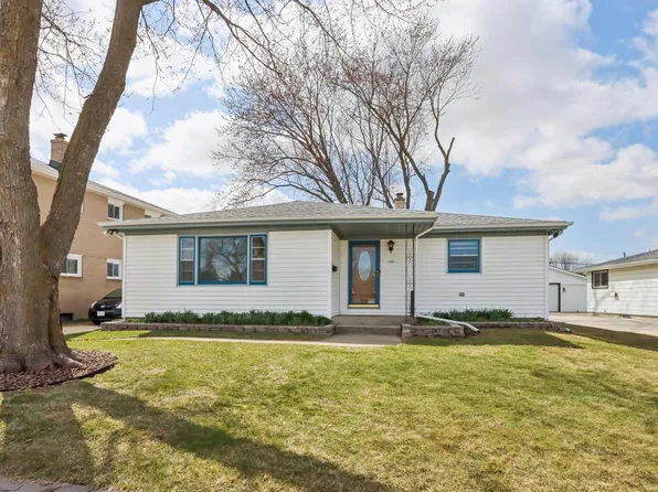 1702 Cleveland AVENUE, Racine, WI 53405