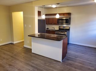 4511 Avondale St APT 303, Bethesda, MD 20814