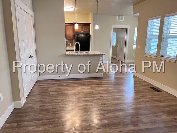 3rd image of 3558 E Grand Forest Dr APT 102