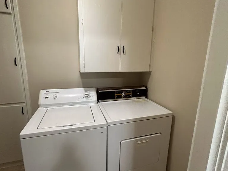 2821 Blue View St — Photo 8