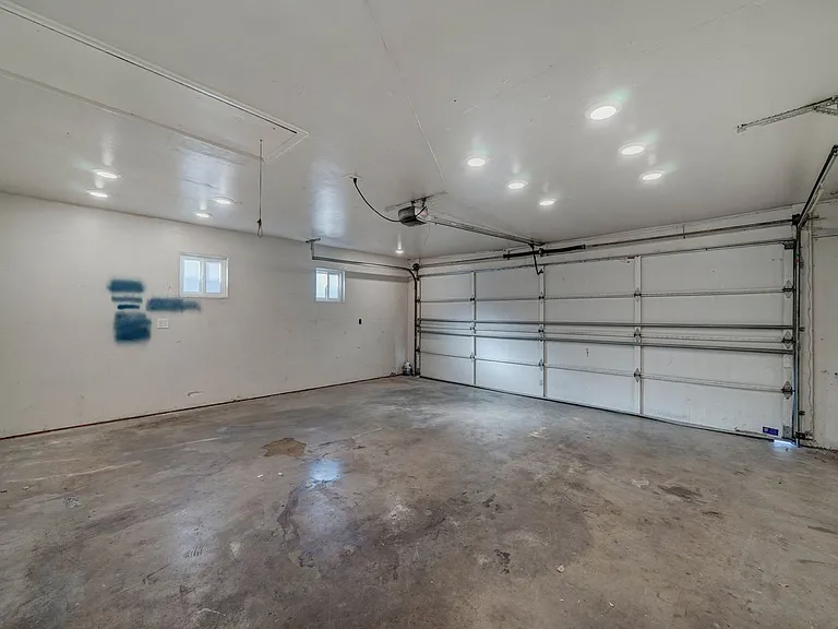 2133 W Morten Ave — Photo 17