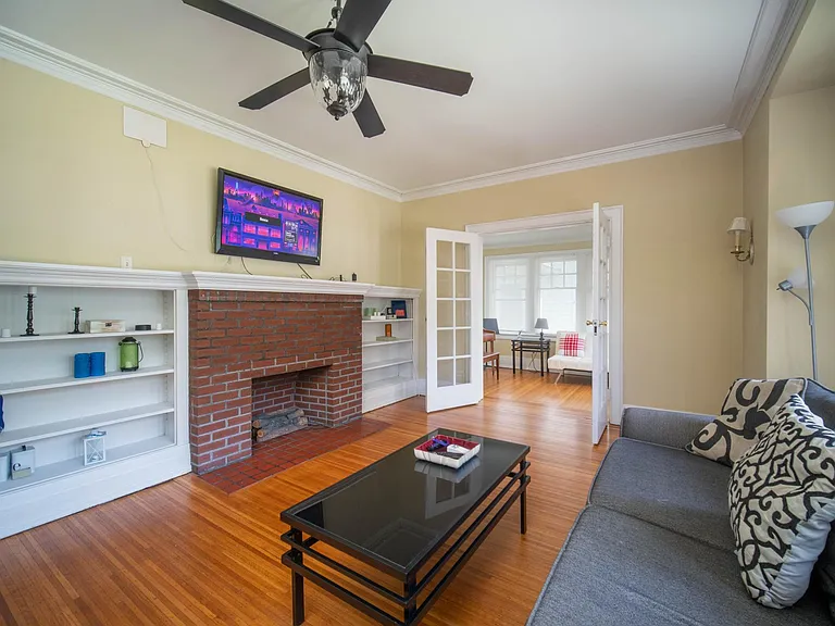 70 Elmwood Ave — Photo 10