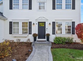 363 Cornwall Ave, South Elgin, IL 60177